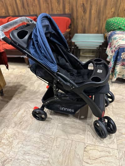 new conditjon tinnies pram for sale
