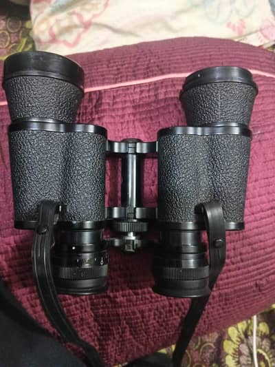 binoculars japenese company  very old but still working perfectly