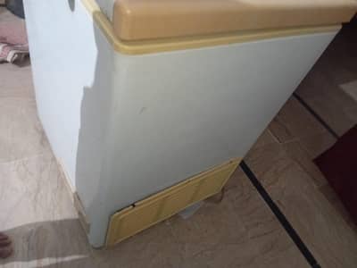 selling freezer in reaonalble price