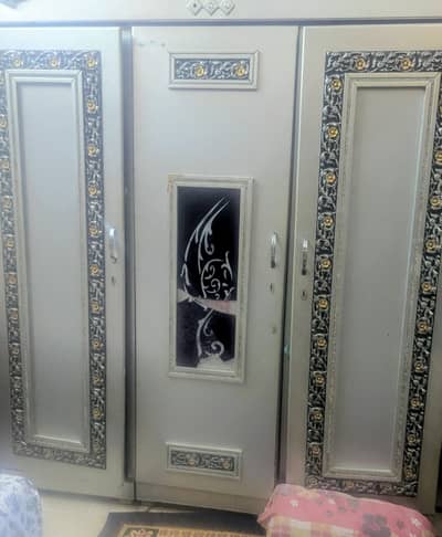 Dressing Table with 3 Door Wardrobe Cupboard deco painted