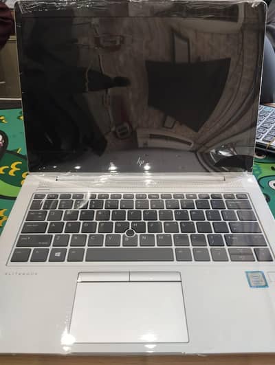 hp elitebook 830 G5|core i3 8th gen|8 GB ram|256 ssd|window 10|