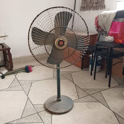pedestal fan