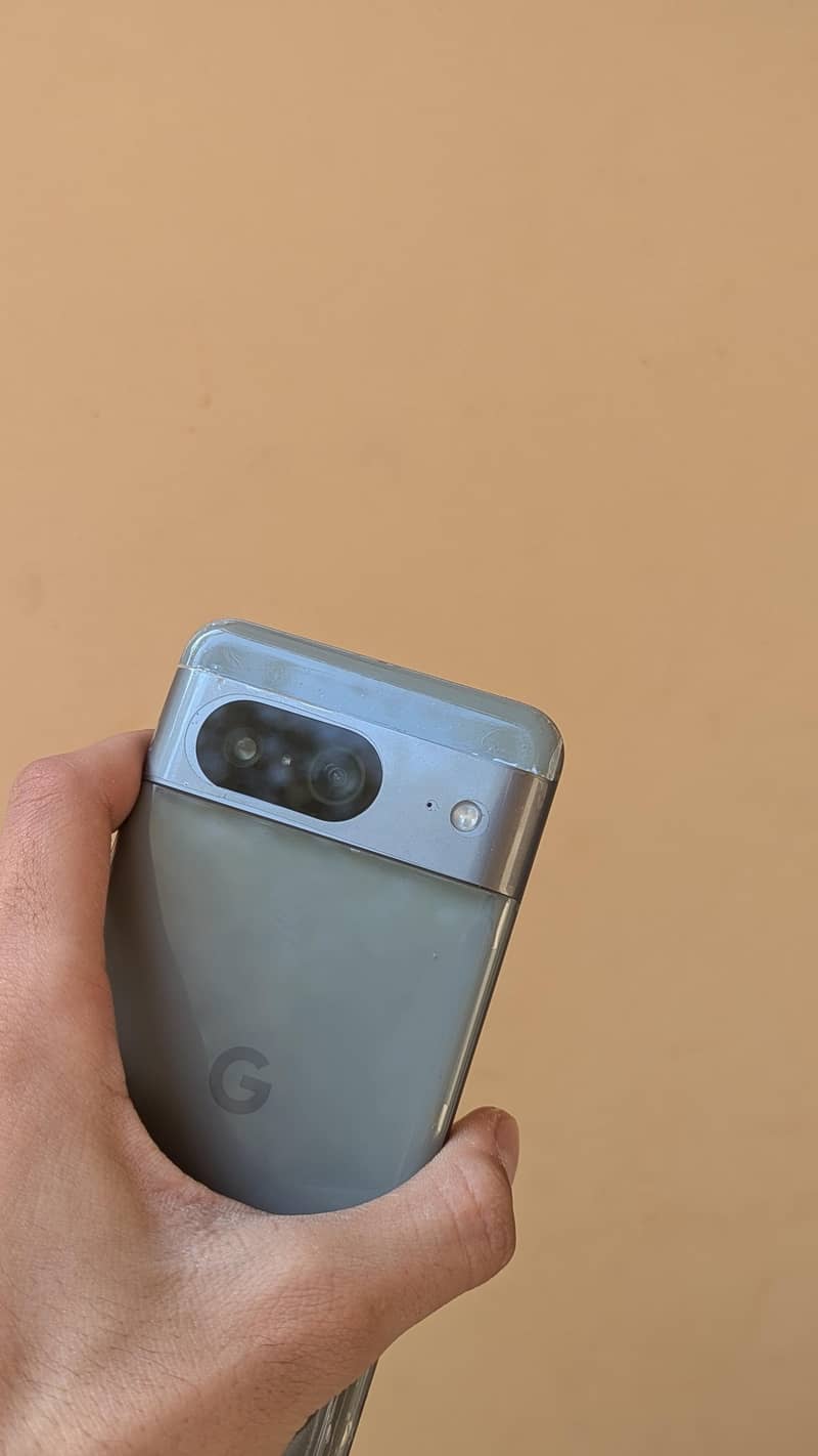 Google pixel 8 1