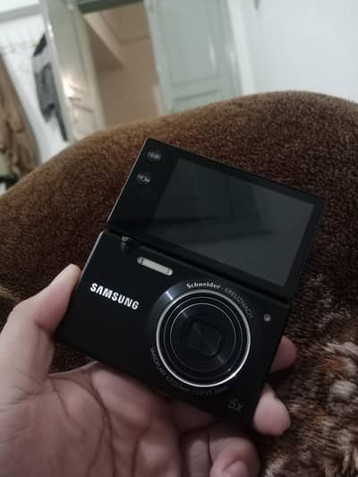 Samsung digital camera 2 battery