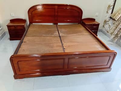 Pure wooden king size bed for sale