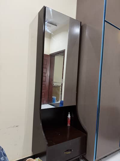 2 Sides Table & Dressing Table in wood