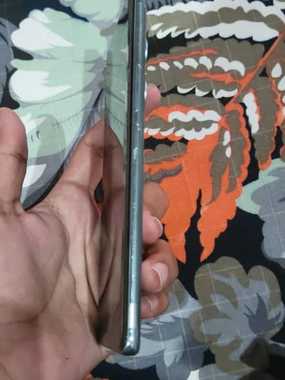 10 by 10 box is also available in garanty