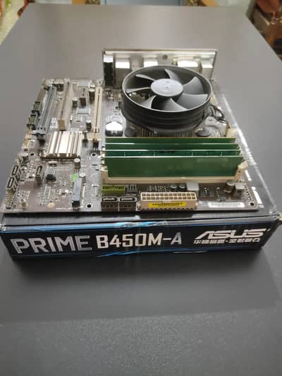 i7 4790 | 16GB RAM | ASUS 4 slots board | CPU cooler