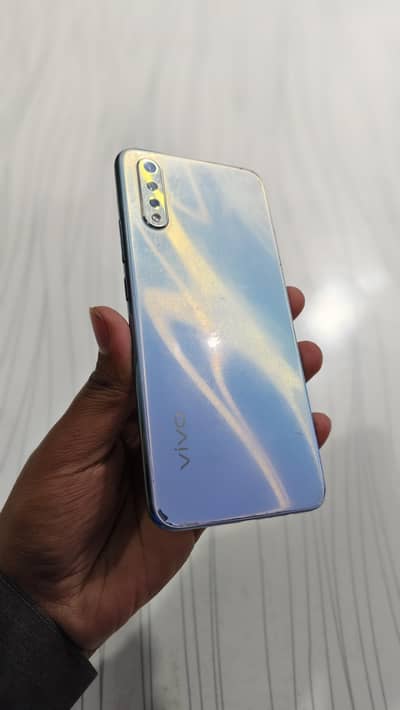 Vivo S1