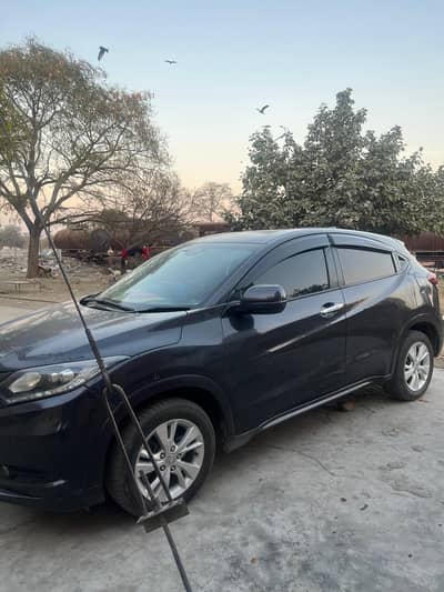 Honda Vezel urgent for sale