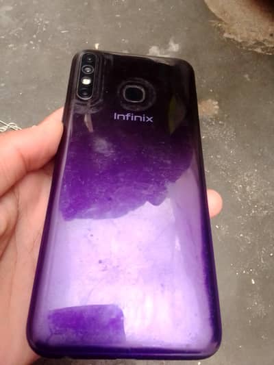 Infinix hot 8