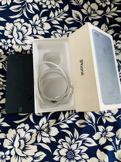 iPhone 7plus 128gb pta approved