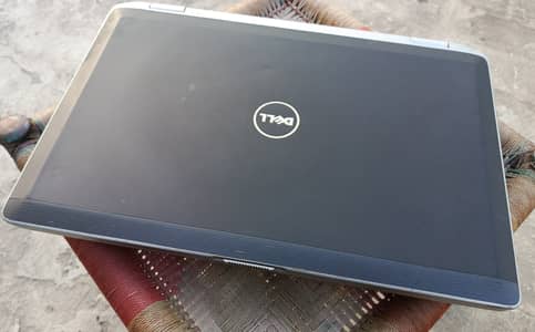 DELL LATTITUDE E6520  intel CORE i5 OPTIMUM CONDITION URGENT SALE