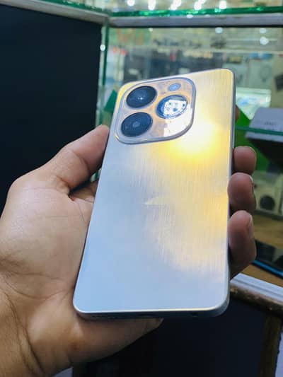 Infinix smart 8 pro / 8/128 gb