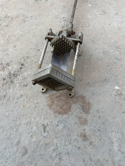 Chips Cutting Machine