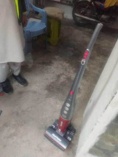 charging vecume cleaner