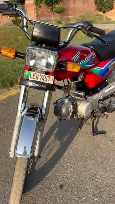 Honda CD 70 urgent for sale