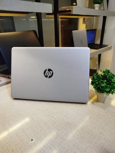 Hp Pavillion 15t-dy100 (Core i5 - 10th Gen)