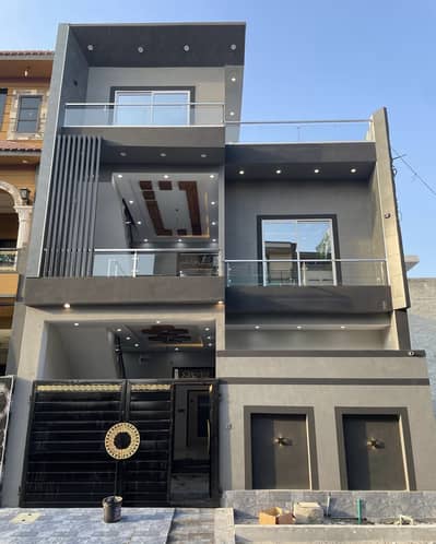 5 Marla House For sale