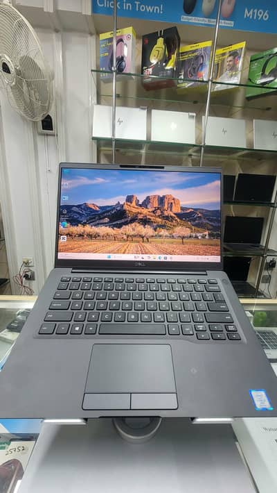 Dell Latitude 7400 I7 8th gen, 16gb ram, 512gb ssd, 14 inch full hd di