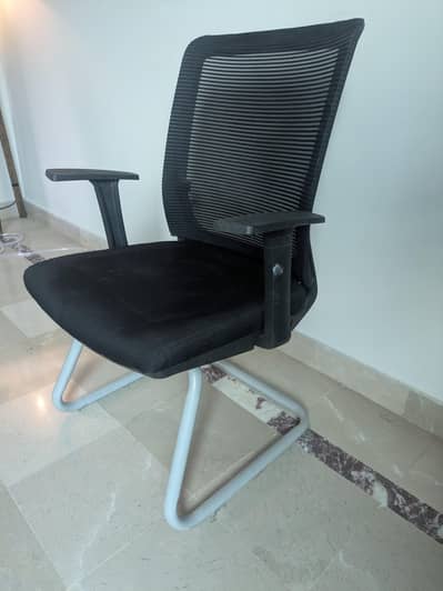 Office visitor mesh chair