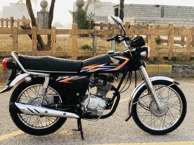 Honda CG-125 (Model 2019) Total Genuine Brand New Condition