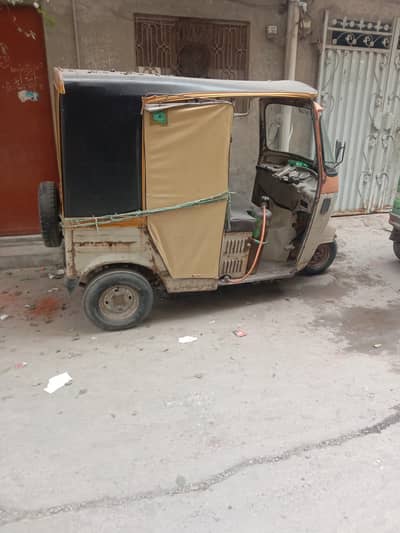 Siwa Auto Ricshaw