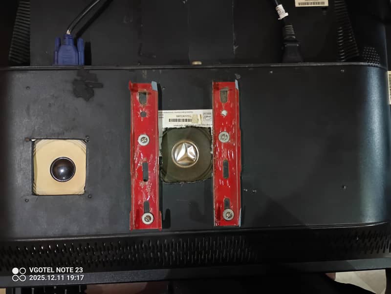 monitor means computer 4