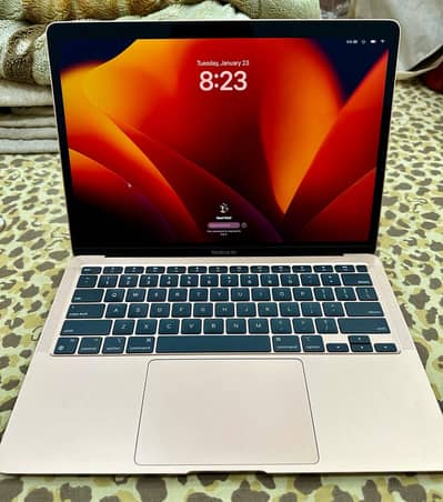 MacBook Air M1