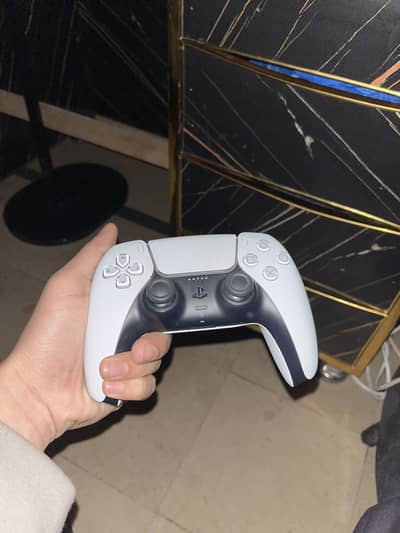 Playstation 5 controller original condition 10by10