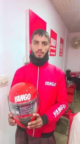 Yango Hamlet Slightly Used / Yango Helmet