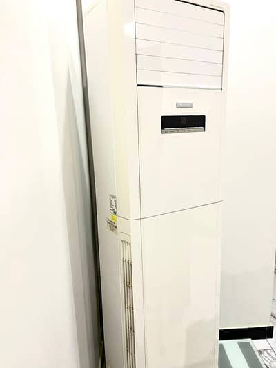 gree floor stand ac 2 ton