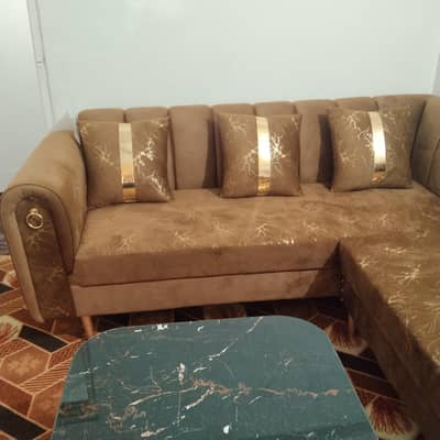 10 Seater New Wooden Sofa Set with table – Excellent Condition