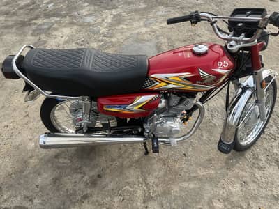 Honda 125 25 model