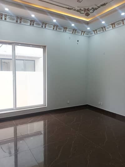 Spacious & Bright 10-Marla House for Sale in DHA Lahore Phase 6 4 Master Bedrooms, 2 Modern Kitchens, Store Room, Heartwarming Surroundings Fresh Listing!