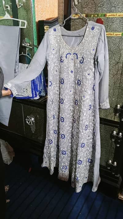 bilkul new jasi h 2 bar istaml hoi ha or Purai maksi ha