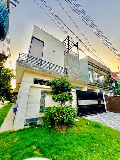 7 Marla Upper Portion For Rent