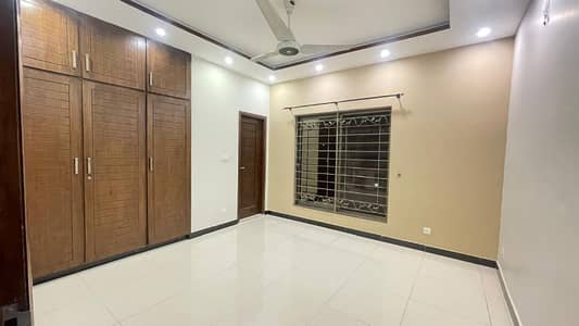 20 Marla Lower lock Upper Portion for Rent in DHA Lahore Phase 5 Block E