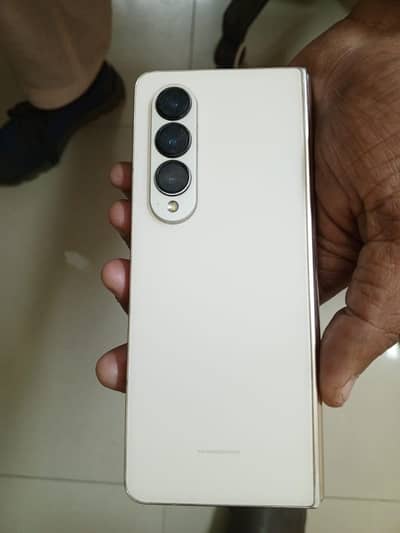 Samsumg galaxy z fold 4 pta approved with original box 12 gb 256 gb