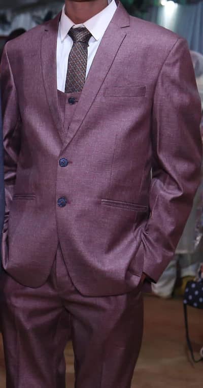 2 adad  .  .  four piece Only two three time used