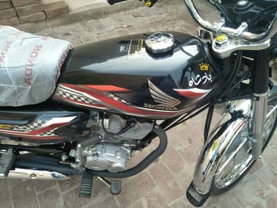 Honda 125 showroom condition