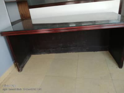 TABLE KA SHT GLASS BHIII SIRF 20.000