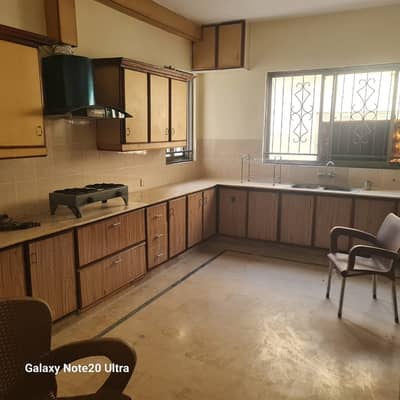 1 kanal very neat Upper portion is for rent in wapda town phase 1