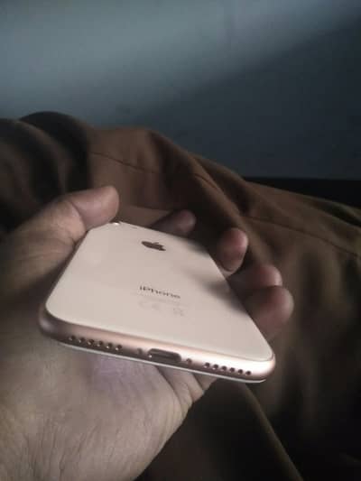 iphone 8 nonpta  64 GB