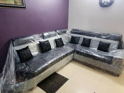 THE L SHAPE SOFA WITH MONTHS FOAM AND CUSONS