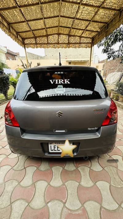 Suzuki Swift 1.3 DLX AUTOMATIC NAVIGATION