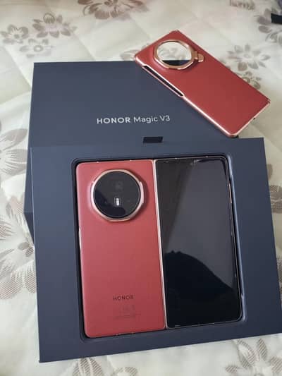 magic v3 fold 12+12/512 Under warranty