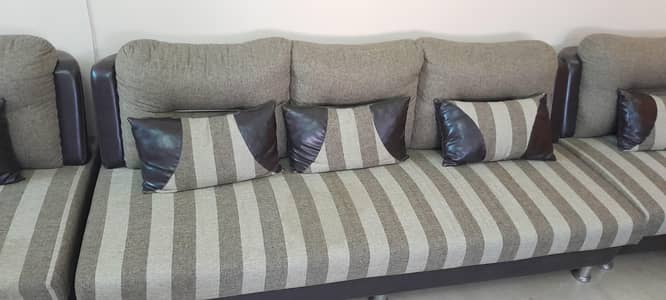 5 Seater sofa for sale