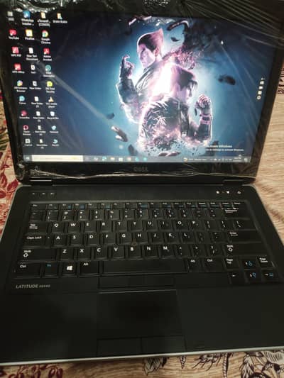 Dell core i7 4thgen 8Gb ram 256 SSD ram