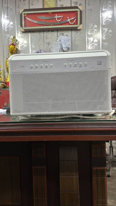 Midea Window AC – Inverter, Heat & Cool, Low Electricity Consumption